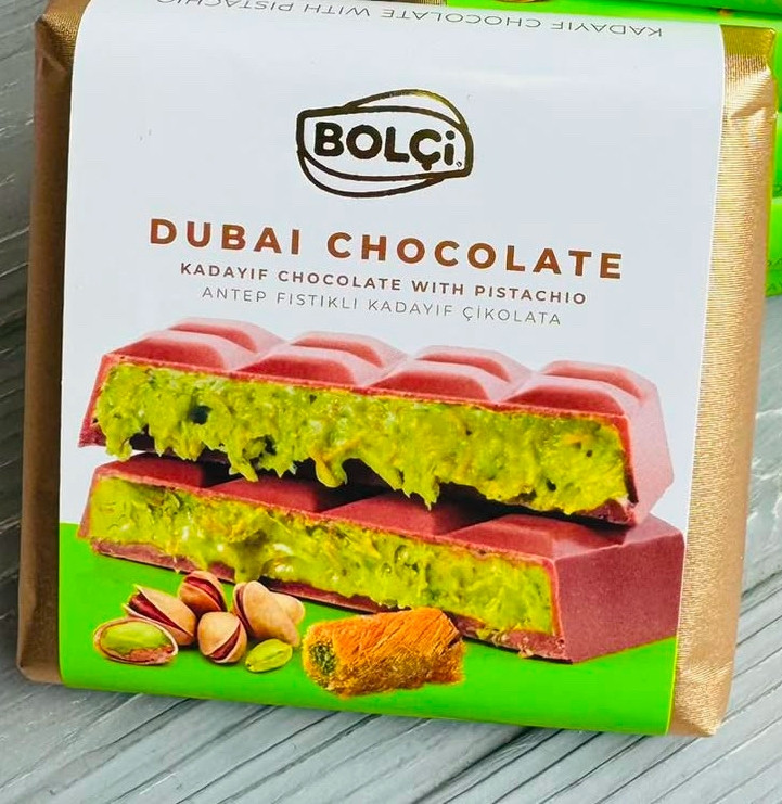 Шоколад Дубайський Bolci Dubai Kadayif Chocolate with Pistachio молочний з фісташками та Кадаїфом 100г