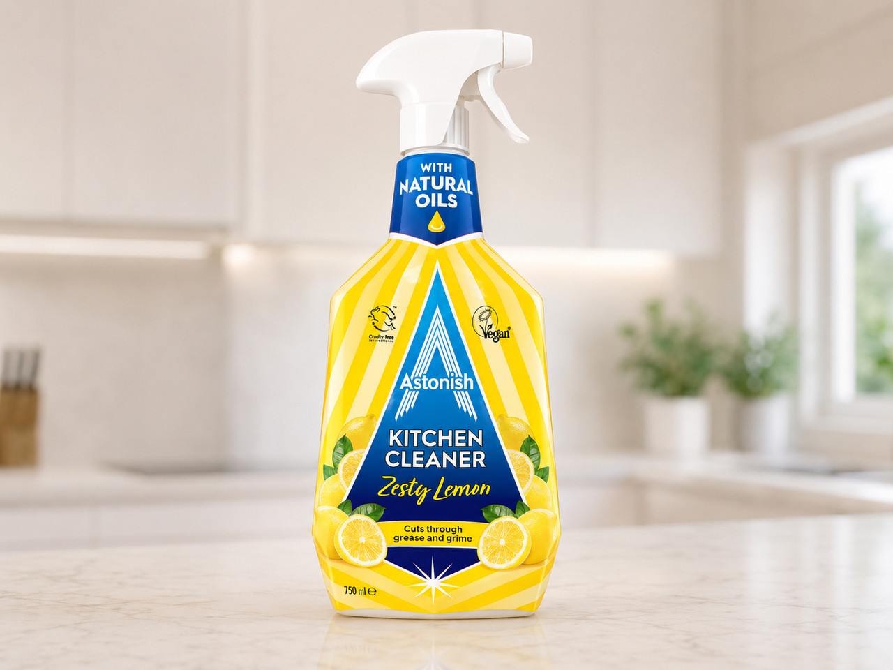 Засіб очистки поверхонь Кухні Спрей Astonish Kitchen cleaner with natural Oils Астоніш Антижир Лемон 750мл