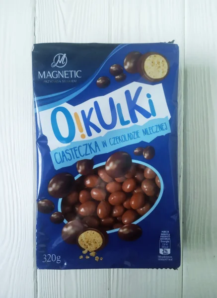 Печиво в молочному шоколаді Magnetic oKulki Магнетік драже Шарики Бокс 320г - 1