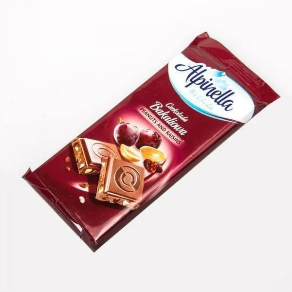 Шоколад молочний з арахісом і родзинками Alpinella czekolada peanuts and raisins 90г - 1
