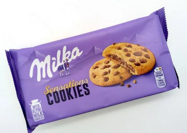 Печиво вівсяне Milka Sensations Cookies з шоколадним кремом 6шт 156г - 1