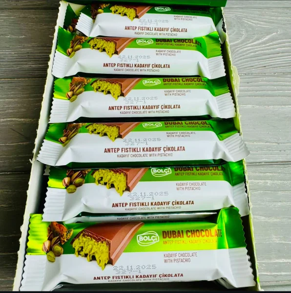 Шоколад Дубайський Батончик Bolci Dubai Kadayif Chocolate with Pistachio молочний з фісташками та Кадаїфом 30г - 2