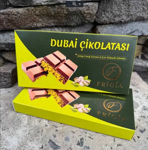 Шоколад Дубайський Frigia Dubai Kadayif Chocolate with Pistachio молочний з фісташками та Кадаїфом 200г - 1
