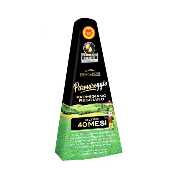Сир Пармезан кусковий Parmigiano Reggiano Parmareggio 40 mesi Парміжіано Режіано 40 місяців витримка Трикутник 200г - 1