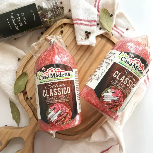 Ковбаса Салямі Casa Modena Salame Classico Senza Glutino Каза Модена Класіко свинина без глютену Сировялена 565г - 1