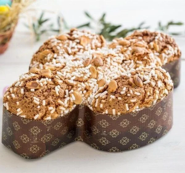 Панеттоне пасхальне Подарунок у формі Великоднього Ягня Balconi Dolce Agnello di Pasqua Балконі Солодке Ягня з цукатами Бокс 750г - 2