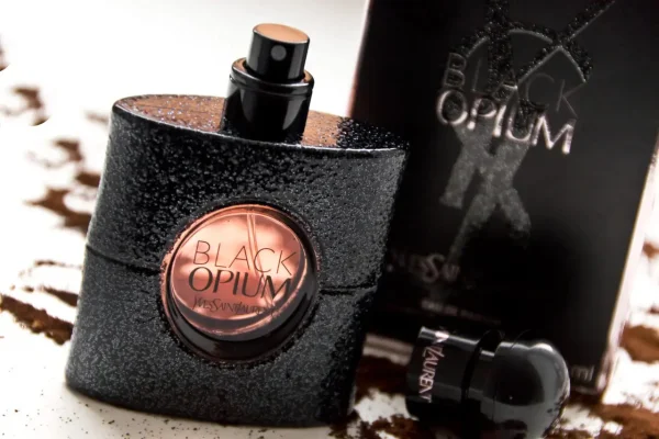 Парфумована вода Жіноча Yves Saint Laurent Black Opium Ів Сен Лоран Чорний Опій Коробка 100мл - 2