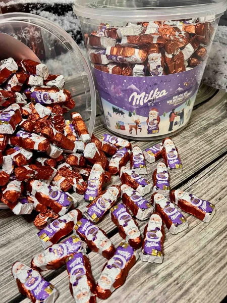 Шоколадна фігурка міні Санта Milka mini WeihnachtsManner Blue Мілка Міні-різдвяні чоловічки молочний шоколад Пакет 10шт - 2