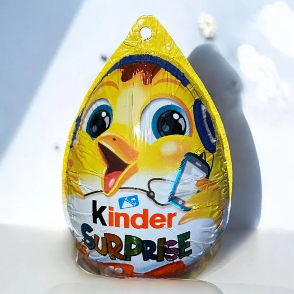 Шоколадне яйце Пасхальне курчатко з Іграшкою Kinder Surprise Easter egg Boy Headphones Кіндер Сюрпрайз Хлопчик в навушниках 72г - 1