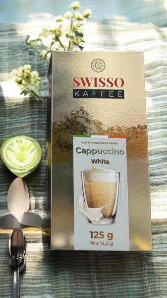 Капучіно розчинний Swisso cappuchino White Instant Kaffee Getrank Coffee Свіссо смак Білі вершки 10 стіків Коробка 125г - 1