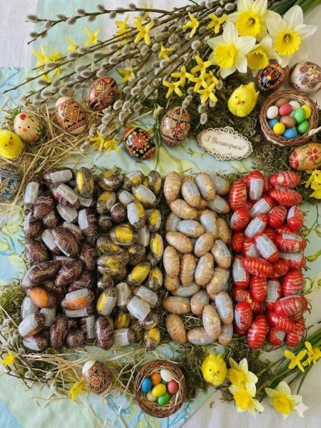 Шоколадне яйце без підвіски Figaro Liqueur Cherry Фігаро з вишневим лікером фольгована обгортка 1шт 27г - 4