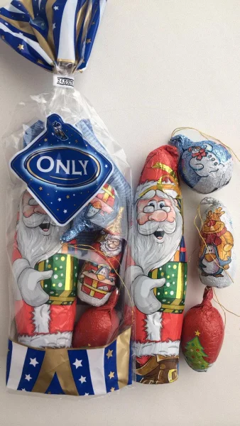 Шоколадний набір (іграшки на ялинку) onli австрія 100 г - 1