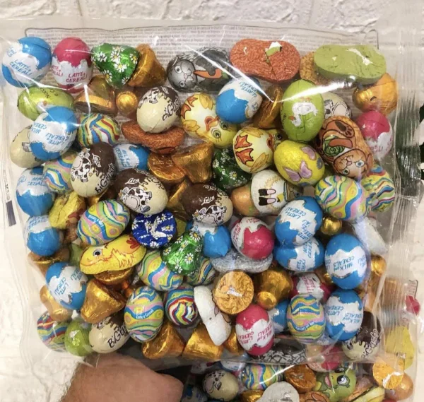 Яйця Шоколадні Великодні в фользі Laica Cioccolatini Assortiti Лайка Асорті Праліне молочний шоколад 1кг - 3